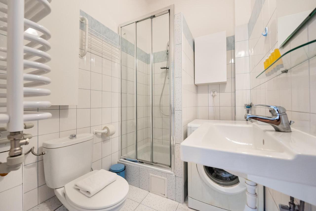 Plac Wilsona 2-Bedroom Apartment Warsaw Exterior photo